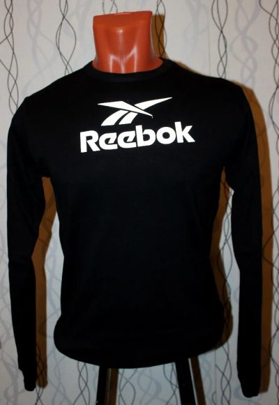 Лот: 5493611. Фото: 1. Мужская кофта Reebok новая. Свитеры, толстовки, худи