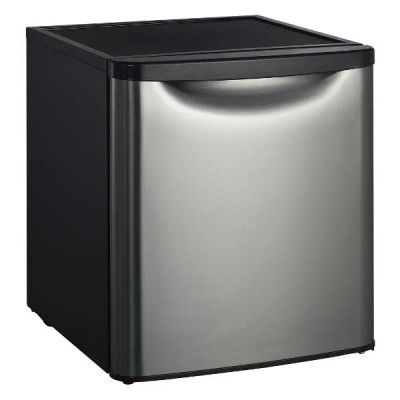 Лот: 25271392. Фото: 1. Холодильник Willmark XR-50 SS. Холодильники, морозильные камеры
