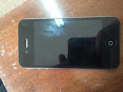 Лот: 7532379. Фото: 1. iPhone 4 на 8g. Смартфоны