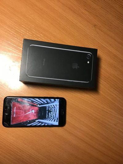 Лот: 12716681. Фото: 1. IPhone 7 32gb. Смартфоны