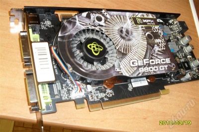 Лот: 281192. Фото: 1. XFX 9800GT 512. Видеокарты