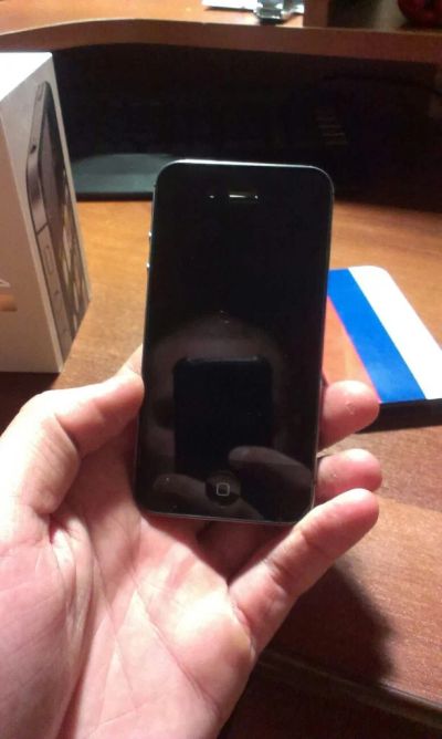 Лот: 6184217. Фото: 1. Iphone 4s. Смартфоны