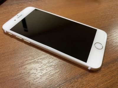 Лот: 15493599. Фото: 1. iPhone 6 64gb gold. Смартфоны