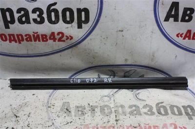 Лот: 21717811. Фото: 1. уплотнитель стекла Renault Clio... Кузов