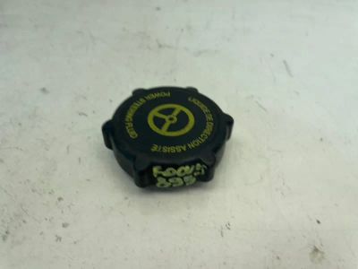 Лот: 23246346. Фото: 1. крышка бачка гур Ford Focus CB4. Двигатель и элементы двигателя