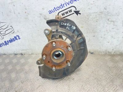 Лот: 25628841. Фото: 1. поворотный кулак Toyota Camry... Двигатель и элементы двигателя