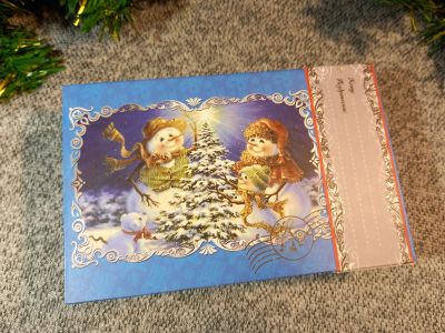 Лот: 16920286. Фото: 1. Шкатулка с чаем "Снеговики", картон... Подарки на Новый год