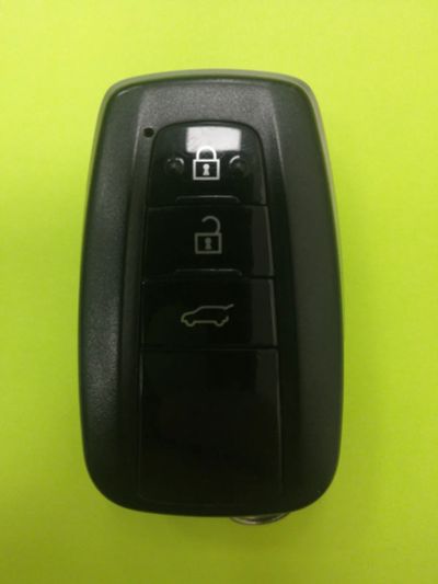 Лот: 25321760. Фото: 1. Смарт ключ Toyota land cruiser... Электрооборудование