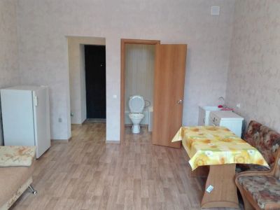 Лот: 6711578. Фото: 1. 26 Бакинских Комиссаров 3, студия... Квартиры, студии