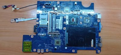 Лот: 25083221. Фото: 1. Неисправная плата LA-5972P Lenovo... Материнские платы