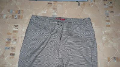 Лот: 2408760. Фото: 1. Брюки женск.46 в мелкую клеточку... Брюки, шорты