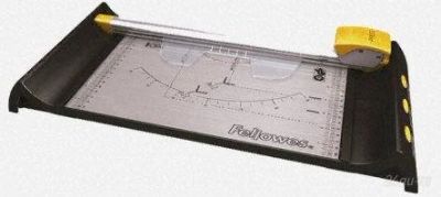 Лот: 2170374. Фото: 1. Neutron A4 Home Rotary Trimmer... Другое (компьютеры, оргтехника, канцтовары)