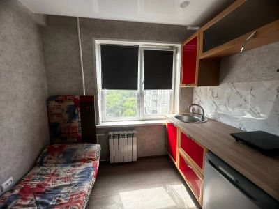 Лот: 25527269. Фото: 1. 1-комн. комната , Красноярск улица... Квартиры, студии