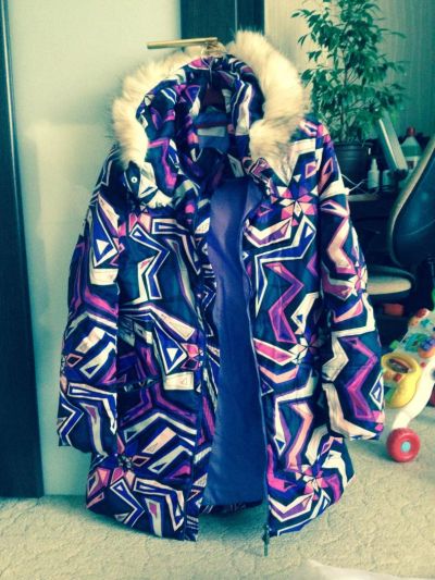 Лот: 4582561. Фото: 1. Пуховик зимний яркий emilio pucci. Верхняя одежда