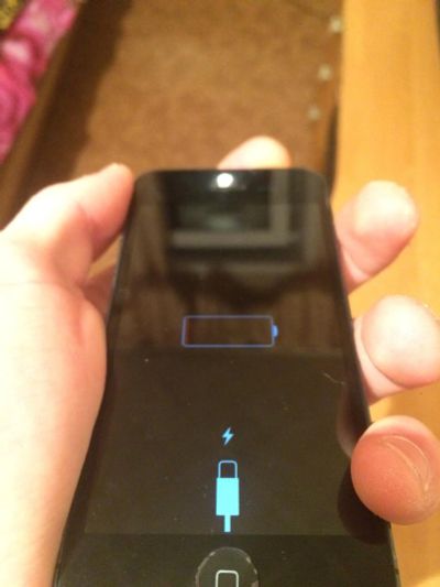 Лот: 9037268. Фото: 1. iPhone 5 Black 16GB. Смартфоны