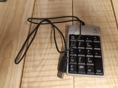 Лот: 16541774. Фото: 1. Дополнительная клавиатура usb... Клавиатуры для ноутбуков