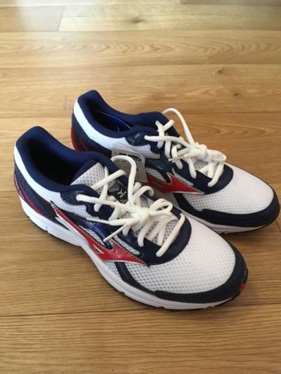 Лот: 8298820. Фото: 1. Кроссовки mizuno для бега. Новые... Кеды, кроссовки, слипоны