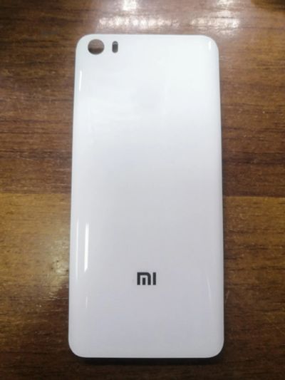 Лот: 16683999. Фото: 1. Задняя крышка Xiaomi Mi 5. Корпуса, клавиатуры, кнопки
