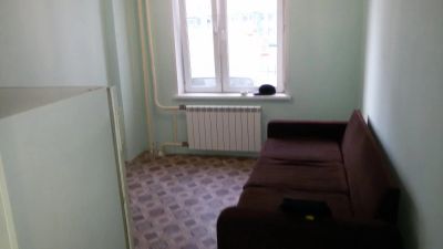 Лот: 5175345. Фото: 1. сдам гостинку киренского 2и,гремячий... Квартиры, студии