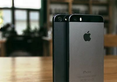 Лот: 11874773. Фото: 1. iPhone 5S 16 Gb [LTE, Space Gray... Смартфоны
