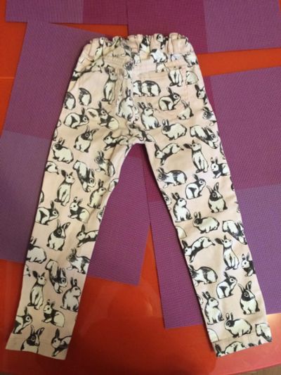 Лот: 6322634. Фото: 1. джинсы H&M на рост 100. Брюки, шорты, джинсы