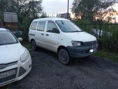 Лот: 16534052. Фото: 1. Toyota TownAce Noah. Автомобили