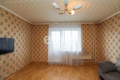 Лот: 25292804. Фото: 1. 3-комн. квартира , Красноярск... Квартиры, студии