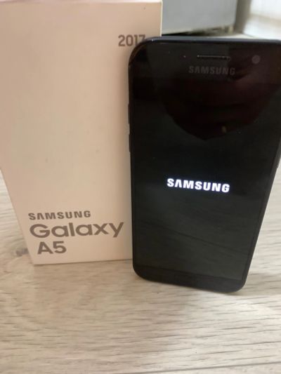Лот: 14623642. Фото: 1. Samsung a5 2017. Смартфоны