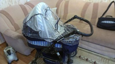 Лот: 7699658. Фото: 1. Продам удобную детскую коляску... Коляски