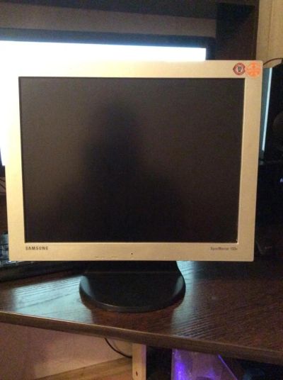 Лот: 5162734. Фото: 1. Монитор Samsung SyncMaster 152V. ЖК-мониторы