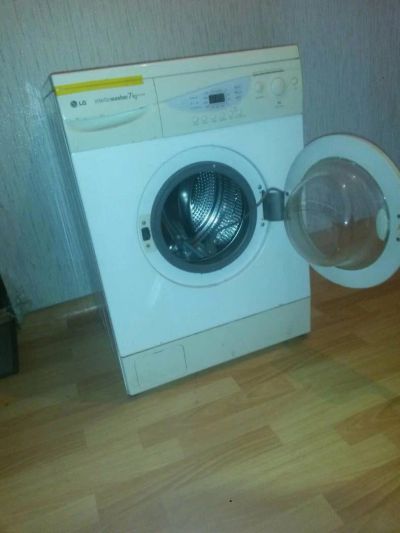 Лот: 10217316. Фото: 1. LG intellowasher 7kg WD-1050F... Стиральные машины