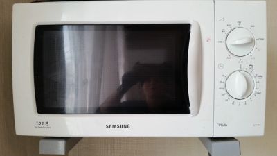 Лот: 15691411. Фото: 1. Микроволновая печь Samsung G2719NR. Микроволновки, мини-печи