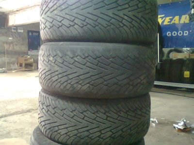 Лот: 5978644. Фото: 1. GoodYear Wrangler F1 275/40R20... Шины