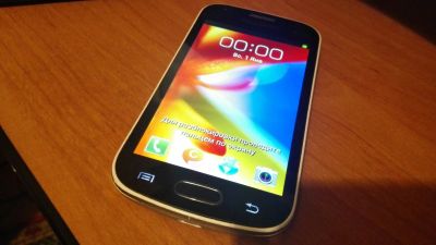 Лот: 7116957. Фото: 1. Samsung Galaxy S Duos s7562 черный. Смартфоны