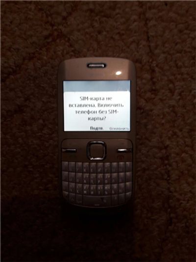 Лот: 8853330. Фото: 1. Nokia C3 00 c Wi-Fi + 3 чехла!. Смартфоны