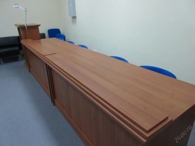 Лот: 6523515. Фото: 1. Комлект столов для президиума... Другое (специализированная мебель)