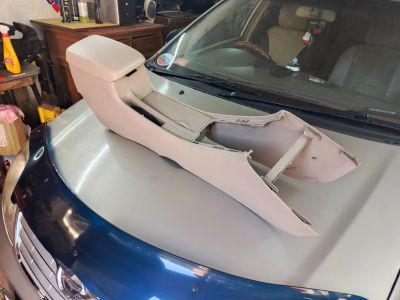 Лот: 25583100. Фото: 1. Toyota Corolla NZE121 подлокотник. Кузов
