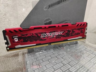 Лот: 13412016. Фото: 1. Оперативная память DDR4 4Gb Crucial... Оперативная память