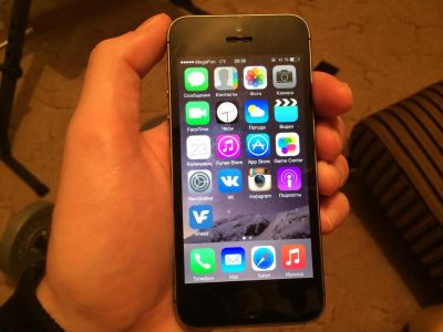 Лот: 4535707. Фото: 1. iPhone 5S Space Gray 32 GB A1530... Смартфоны