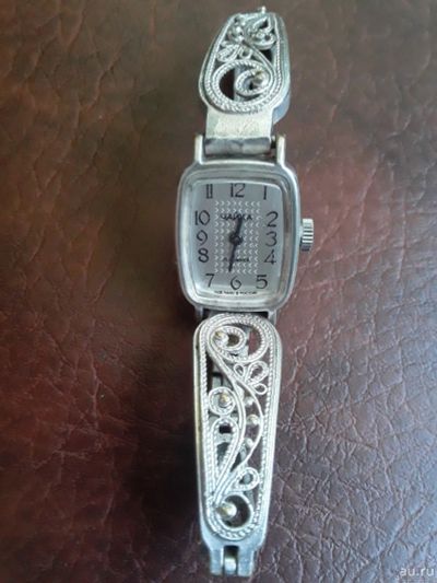 Лот: 18179333. Фото: 1. Женские часы Чайка с браслетом... Оригинальные наручные часы