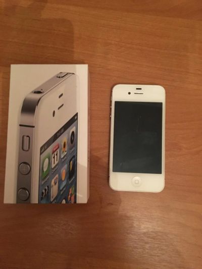Лот: 8565986. Фото: 1. Apple 4s. Смартфоны
