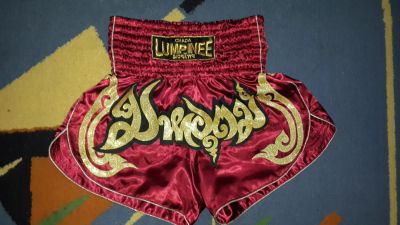 Лот: 5034475. Фото: 1. Шорты Muay-Thai размер S. Одежда для боевых искусств