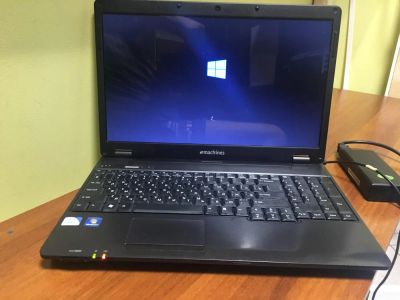 Лот: 7796686. Фото: 1. Ноутбук Acer eMachines. Ноутбуки