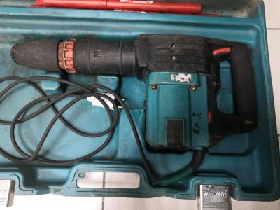 Лот: 16910979. Фото: 1. Отбойный молоток Makita HM 1203... Электроинструмент