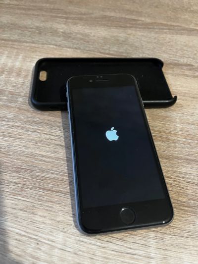 Лот: 18676108. Фото: 1. iPhone 6. Смартфоны