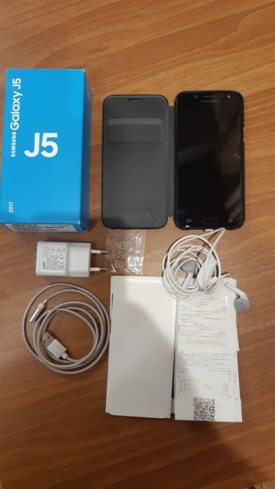 Лот: 15434925. Фото: 1. Samsung Galaxy J5 2017. Смартфоны