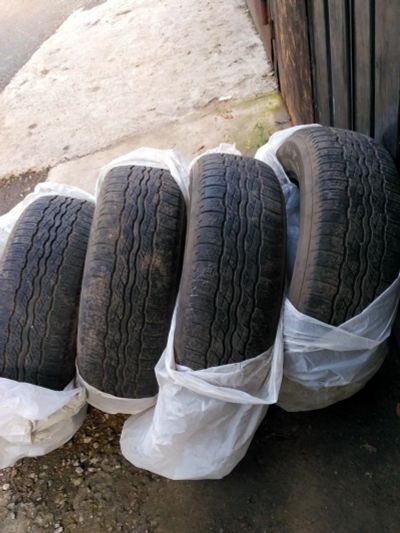 Лот: 16400125. Фото: 1. Шины Bridgestone Dueler r17 225... Шины