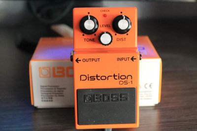 Лот: 3697006. Фото: 1. BOSS DS1. Гитарные эффекты и комбоусилители
