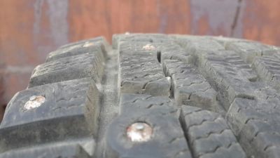 Лот: 10579784. Фото: 1. dunlop sp winter ice 01 185 70... Шины