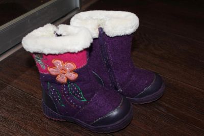 Лот: 8465551. Фото: 1. Валенки, 23 размер. Валенки, угги, унты